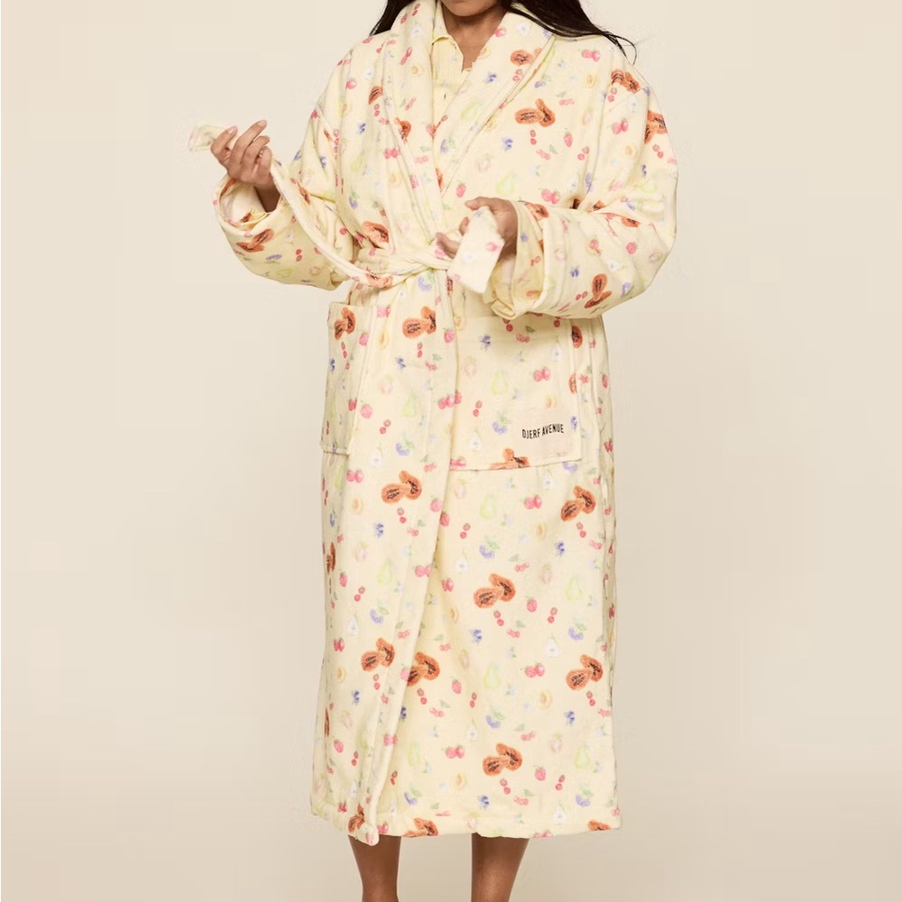 Djerf Avenue Fruit Robe